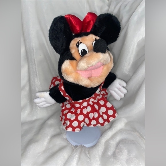 Vintage Disney Applause 12” Minnie Mouse Hand Puppet - Picture 1 of 5
